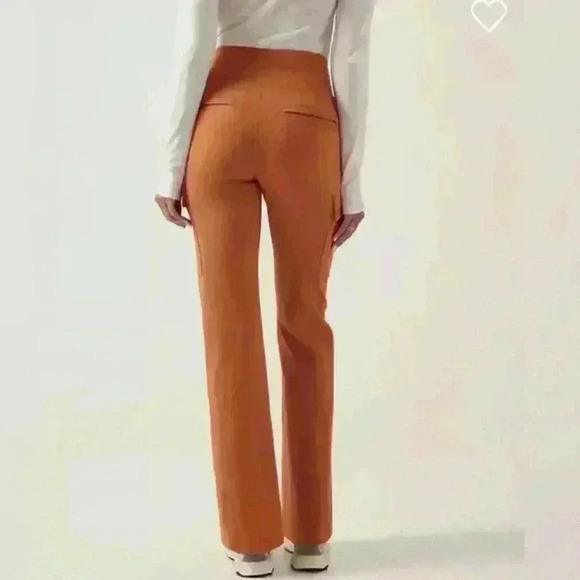 Athleta High-Waisted Flare Cargo Pants in Terracotta Orange Athleisure Style - Picture 3 of 9